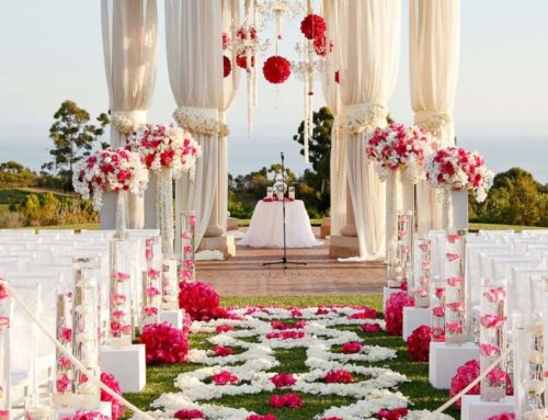 What Are the Latest Trends in Wedding Decorations?